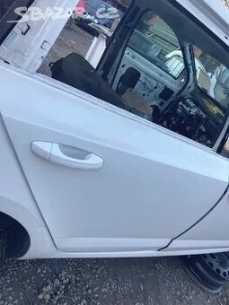 Pravé zadní dveře Škoda Octavia 3