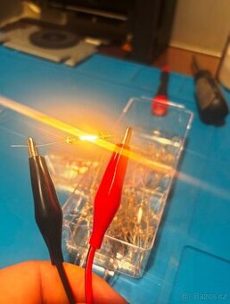 Žárovka Axial : 8V/100mA Technics Pioneer Marantz AKAI