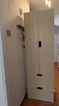 Dětská šatní skříň Stuva