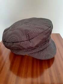 Dámská zimní čepice vel. 55/56