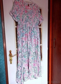 Letní barevné šaty