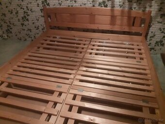 Manželská postel 180 x 200 dřevěná polohovací s roštem