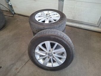 prodám letní sadu alu kol 195/65 R15, 5x112 originál