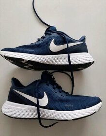 Nike running 40,5 (25,5cm)