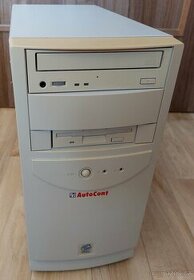 Historický retro počítač Autocont z roku 2001