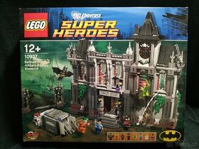 Lego Super Heroes 10937 - 1