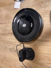 Roboticky vysavač irobot Roomba E5 - 1