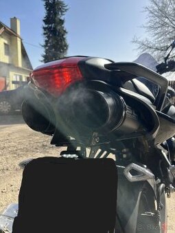 Laděný výfuk yamaha fz6