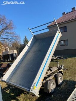 Prives třístranný sklápěč 3,5t půjčeni
