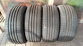 235/55 R18 Kumho