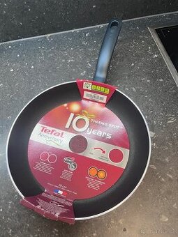 Tefal pánev 28 cm - 1