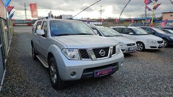 NISSAN PATHFINDER 2,5 DCI