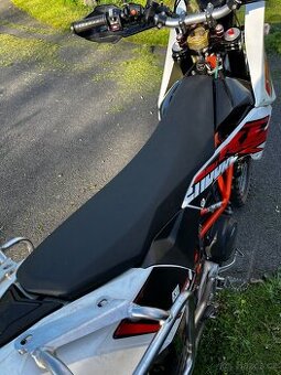 Sedlo KTM 690 enduro r