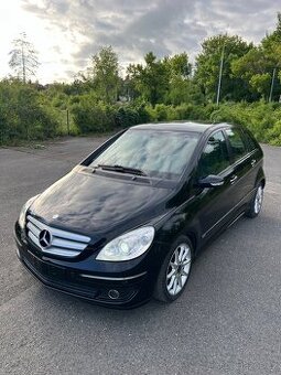 Mercedes B200 CDI Automat kůže nova STK