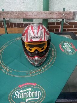 Nová motokrosová helma
