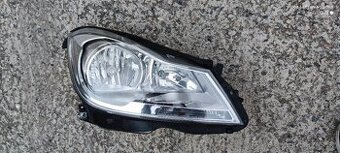 přední pravé světlo mercedes w204 facelift