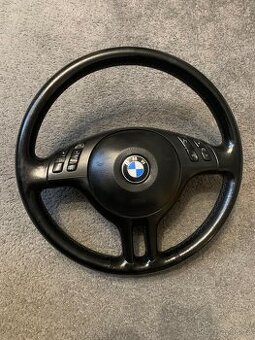 BMW volant