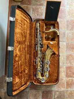 Tenorový saxofon Amati Super Classic č. 92090