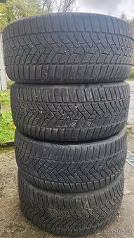 Sada zimních pneu rozměr 225/45/17 značka dunlop