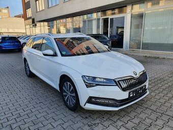 Škoda Superb iV Combi Style 1.4 TSI 160kW - záruka Autodraft