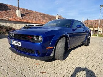 Prodám Dodge Challenger Srt widebody 6.4  originál Full
