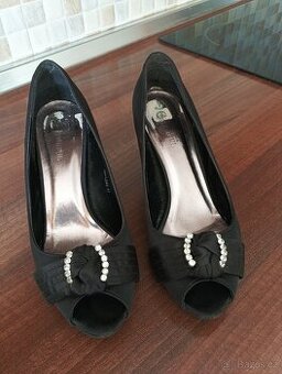 Prodám dámské společenské boty