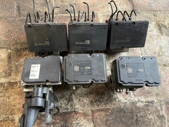 Mercedes w164 w251 w212 w204 w218 ABS kocka