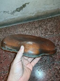 Jawa perak sedlo řidiče