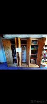 Prodám krásnou skříň z masivu