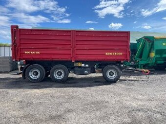 Traktorový přívěs Molčik ZDK 24000 – třístranný sklápěč