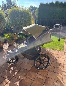 Kočárek Thule Urban Glide 2 - TOP stav