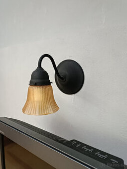 NÁSTĚNNÉ SVÍTIDLO KOVÁŘSKÁ ČERŇ STÍNIDLO OKROVÝ ZVONEK až6ks