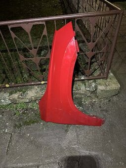 Škoda Karoq  (pravý přední blatník)