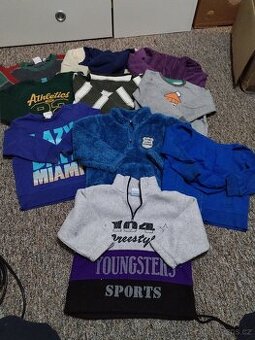 Dětské oblečení vel. 98/104 + botičky, přes 100 kusů