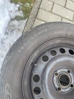 Prodám pneumatiky i s diskama Opel Astra