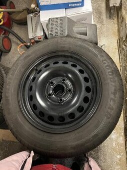 Letní pneu s disky 5 x 112 195 / 65 R15