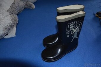 Černé holinky vel. 32