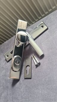 Bezpečnostní kování Rostex