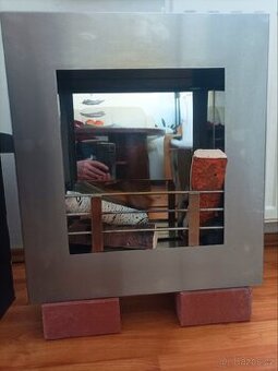 Prodám nerezový krb na biolih + dva litry lihu