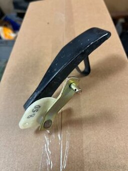 Fiat 850 berlina, speciál pedál plynu