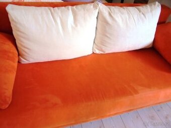 Rozkládací pohovka+polštáře