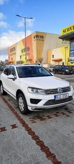 VW Touareg 2