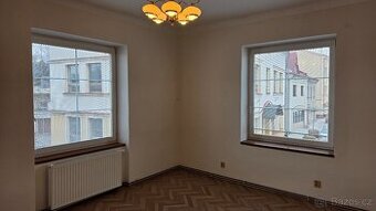 Pronájem hezké kanceláře náměstí Frýdlant nad Ostravicí