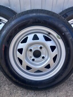 Opel kadett plechové disky s pneu 175/70x13