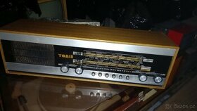 Tranzistorové rádio Tomis