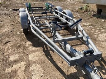 REZERVACE Lodní přívěs 1500kg