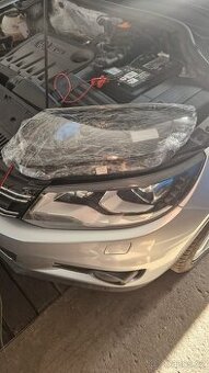 Kryty předních světel pro Volkswagen Tiguan