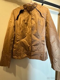 Jarni vetrovka Guess - 1