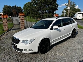 Škoda Superb 2.0tdi Elegance combi