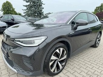 Volkswagen iD.4 150kw/tažné/panorama/kamera/tepelko/matrix/